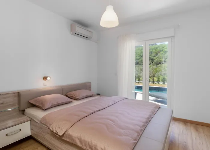 Prázdninový dům 4 Bedroom Awesome In